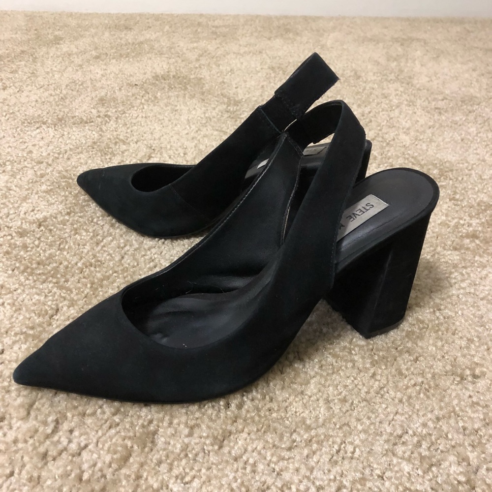 Steve Madden Dove Nubuck Pumps
